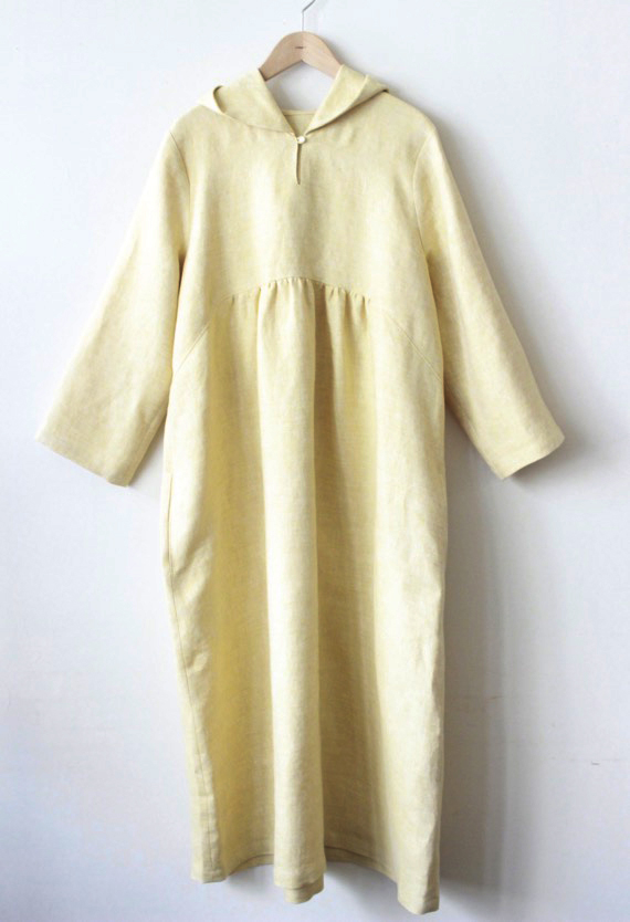 アンソレイエオックス　ウーボ　型紙No.120フード付きワンピース